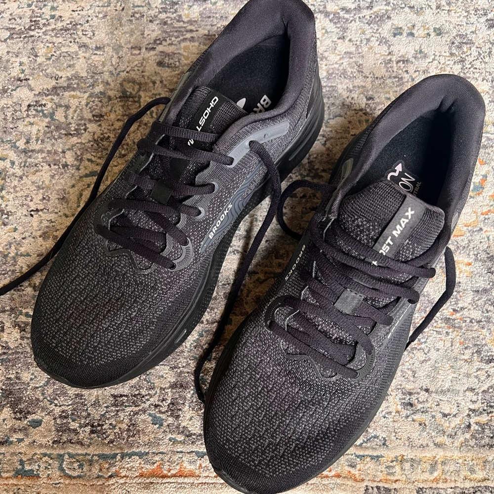 Brooks Ghost Max Running Shoes - Black